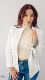 Giacca donna in pelle bianca con zip e collo alto